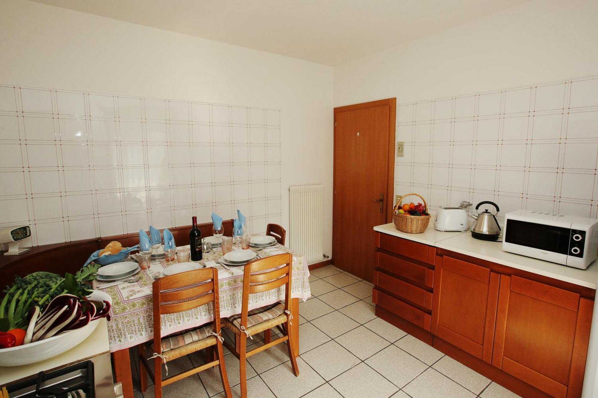Appartamento Emma - Happy Rentals Riva del Garda Bagian luar foto