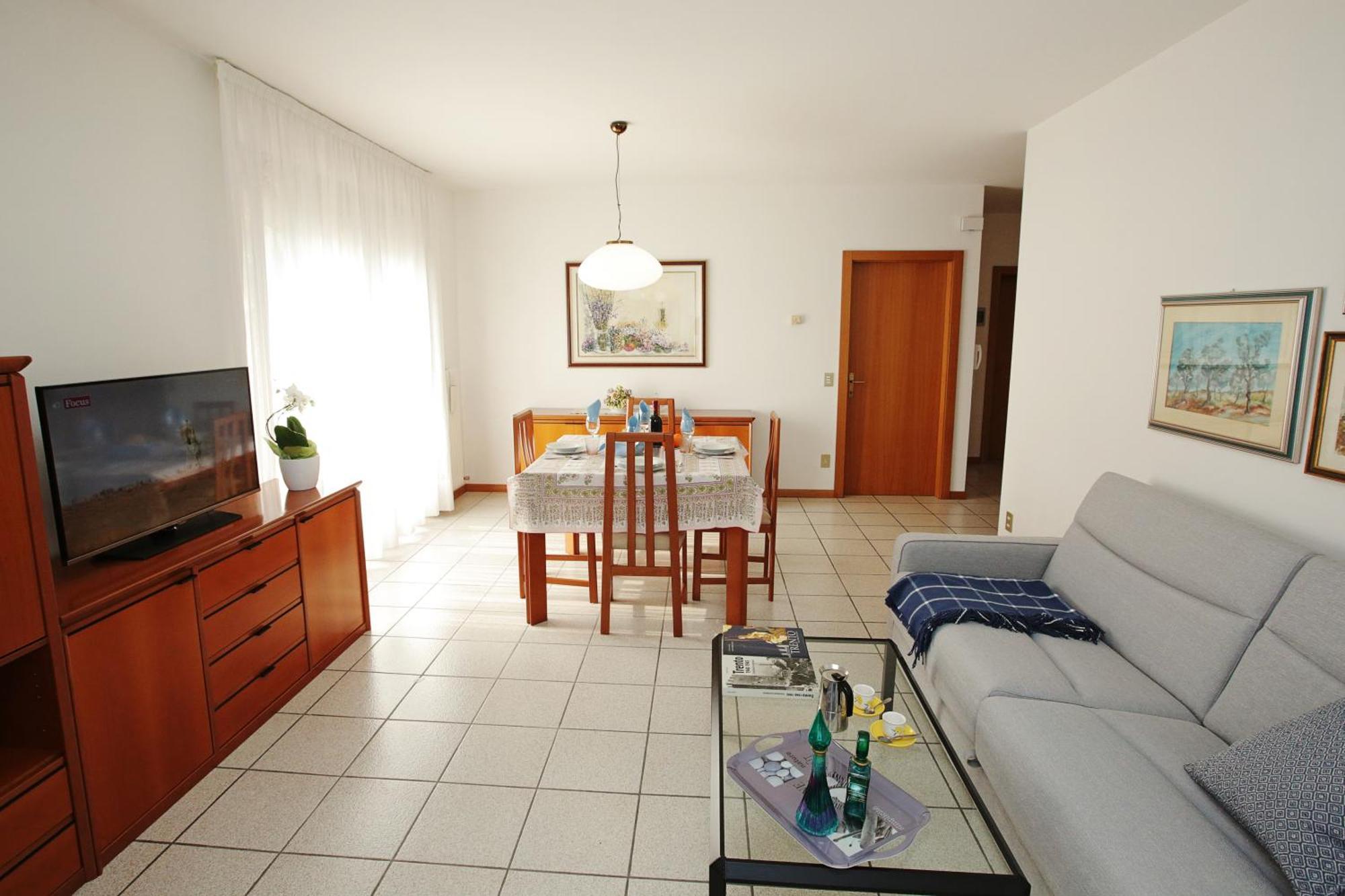 Appartamento Emma - Happy Rentals Riva del Garda Bagian luar foto